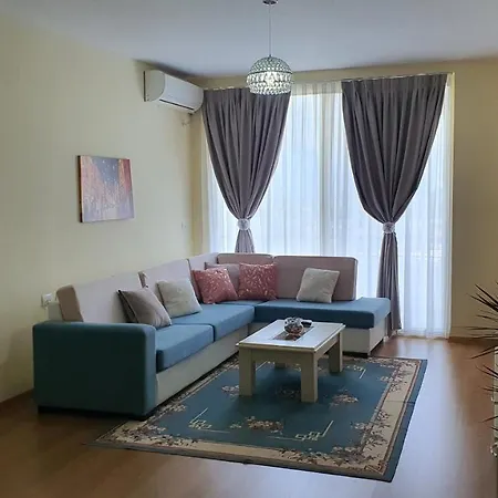 Dai Apartments- & Castle View Apartment Gjirokaster